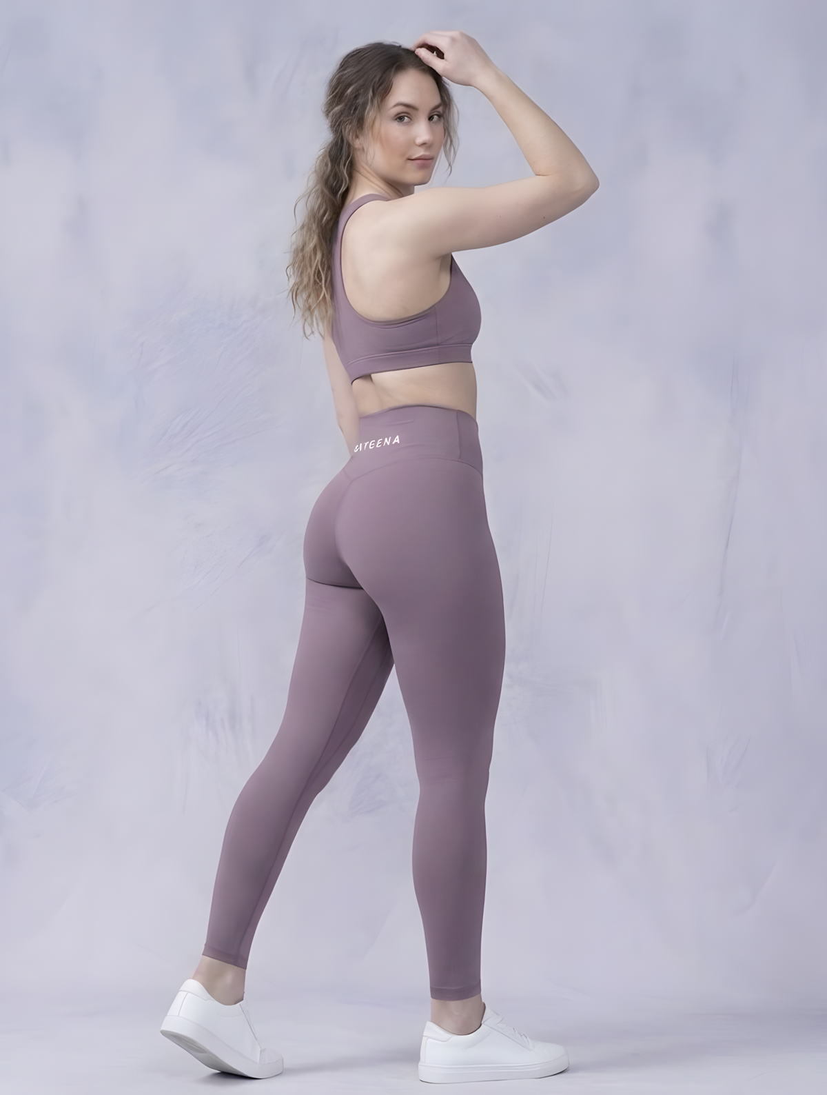 Mila yoga leggings in Purple, full-length fit
