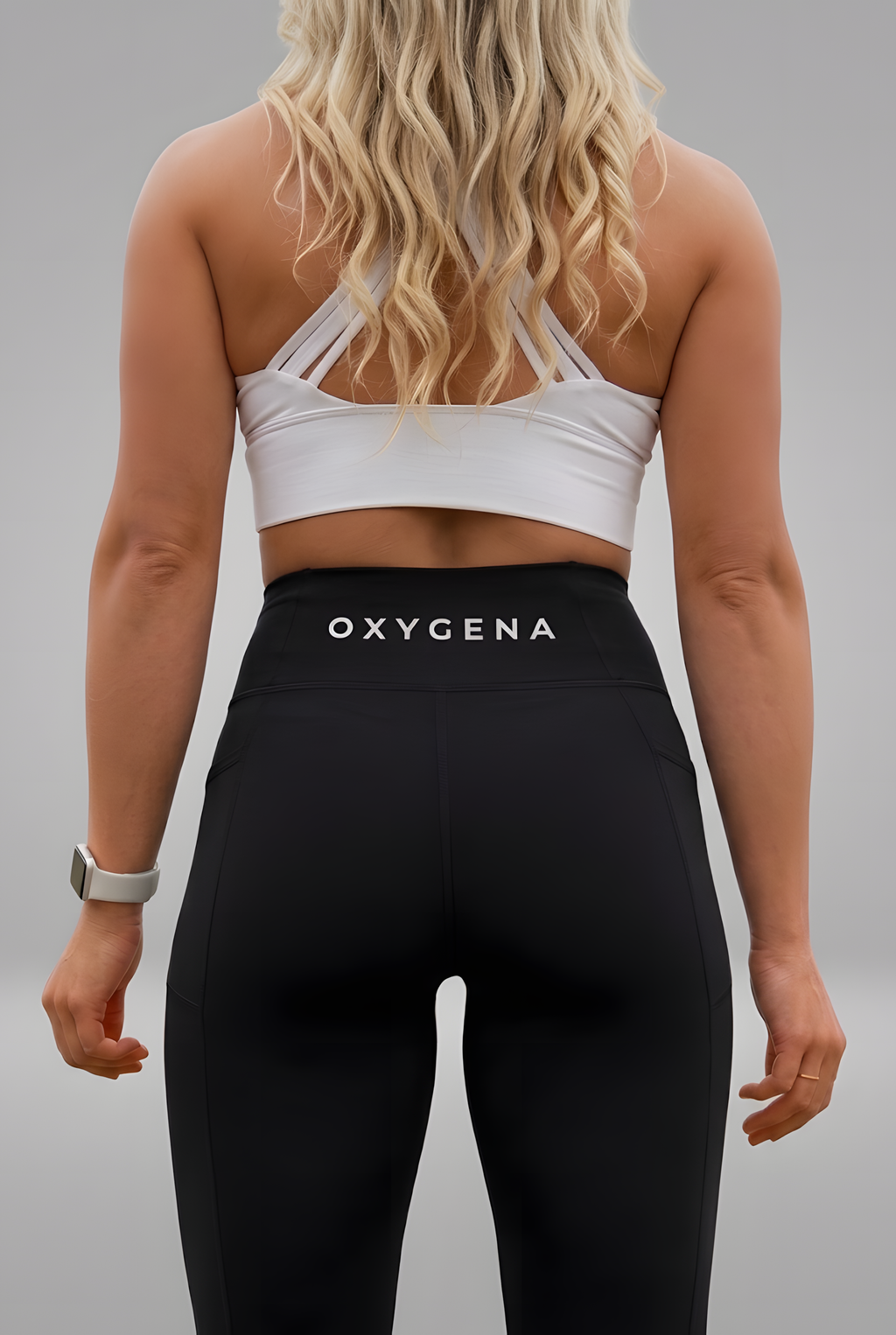 Valerie compression leggings in Midnight Black, worn for training